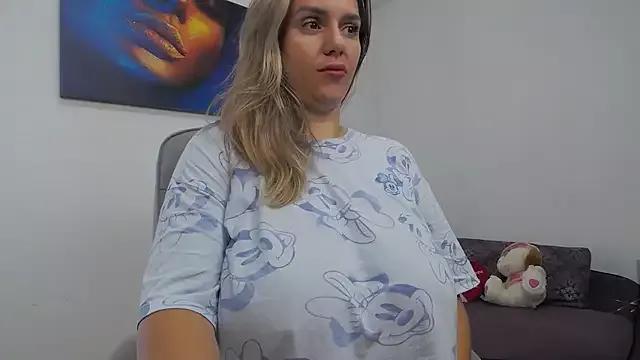 NattyBoobs from StripChat