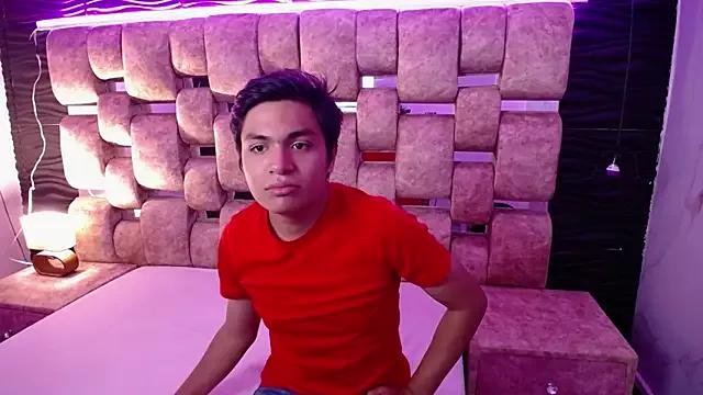 NatyyAlex from StripChat is Freechat