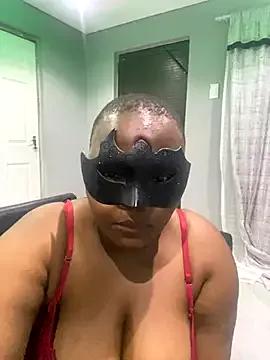 NaughtiKitten from StripChat is Freechat