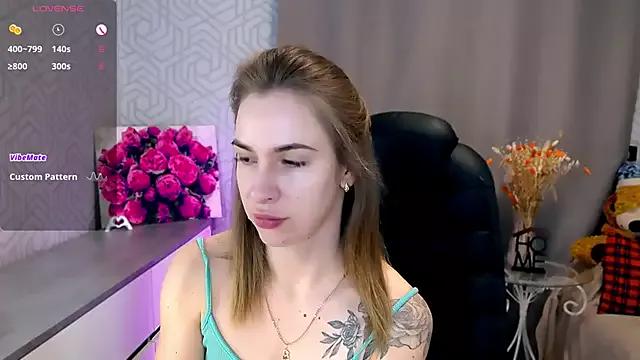 Naughty__Megan from StripChat is Freechat