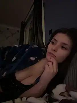 Naughty_CrystalXX from StripChat is Freechat