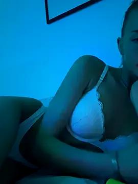 Naughty_Leigh from StripChat is Freechat