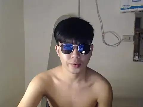 naughty_xen from StripChat is Freechat