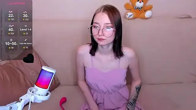 Try our streaming cams variety and talk on a personal level with our adorable girls streamers, showing off their bountiful shapes and dildos.