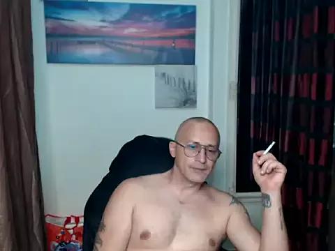 naughtycouple1 from StripChat is Freechat