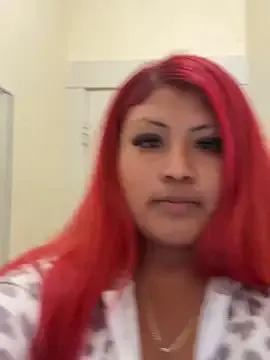 Naughtynessaa from StripChat is Freechat