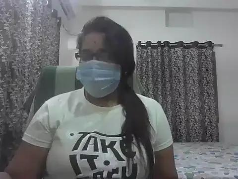 NaughtyNikkita from StripChat is Freechat