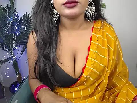 Naughtyy_stripgirl from StripChat is Freechat