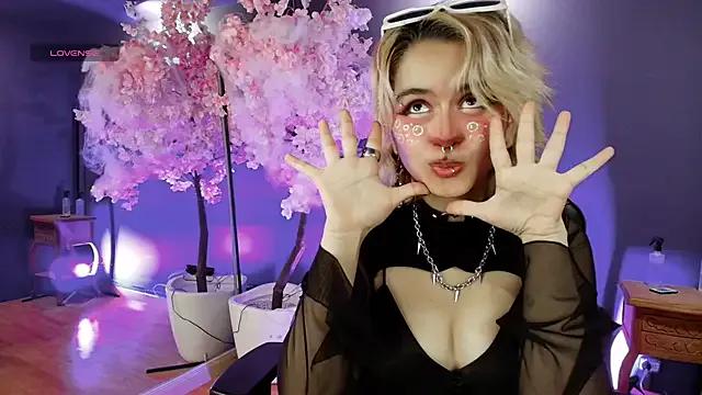 Navier__ from StripChat is Freechat