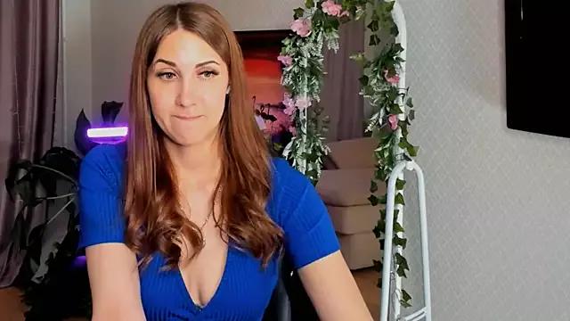 Nelliess from StripChat