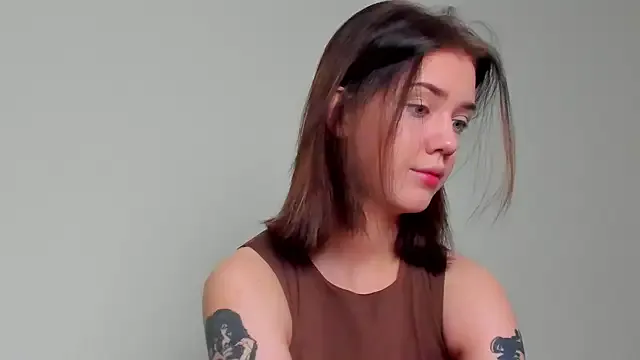 NelliMuller from StripChat is Freechat