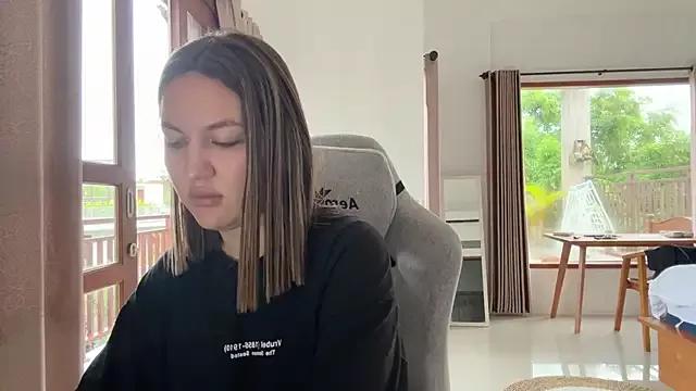 Nelly_Fischer from StripChat