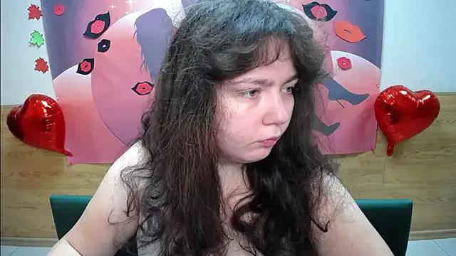 NeonilaLisova from StripChat is Freechat