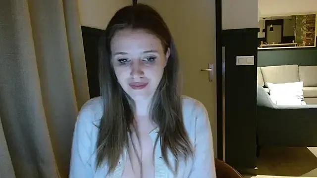 Neonstar from StripChat is Freechat