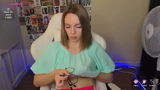 NessaDiazz from StripChat is Freechat