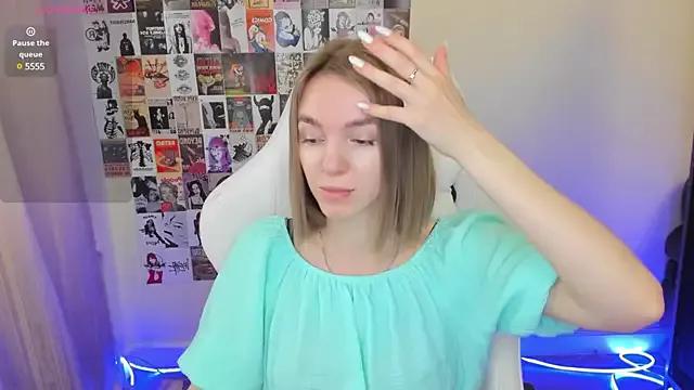 Try our streaming cams variety and talk on a personal level with our adorable girls streamers, showing off their bountiful shapes and dildos.