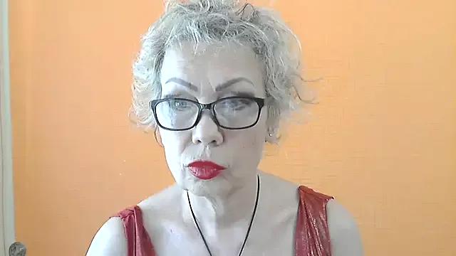 NessyJenixs from StripChat is Freechat