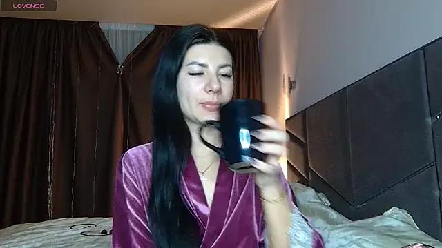 NessyStar from StripChat