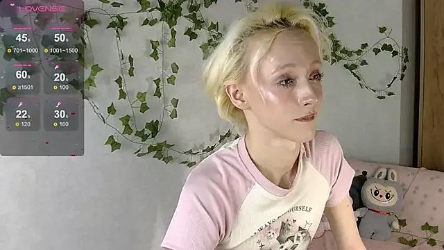 NextVibe_ from StripChat is Freechat