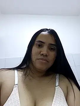 nicayujo from StripChat is Freechat