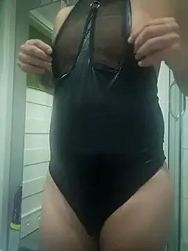 NiceBadgera from StripChat is Freechat