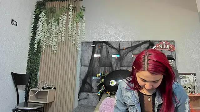 Nicky_Brown_ from StripChat is Freechat
