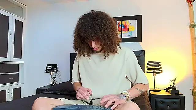 nico_storm from StripChat is Freechat