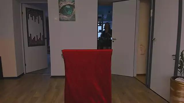 Nicole_matt from StripChat is Freechat