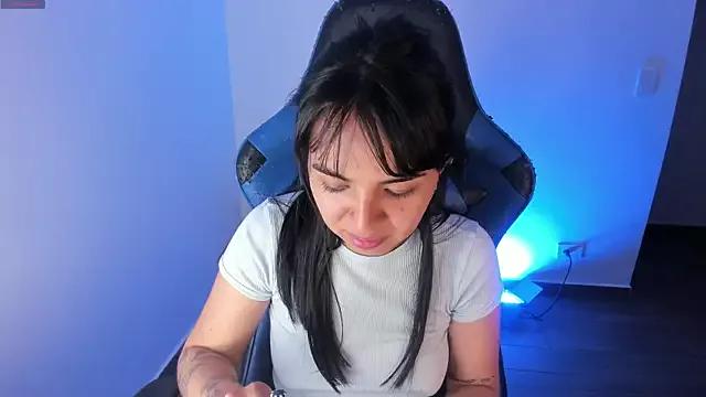 Try our streaming cams variety and talk on a personal level with our adorable girls streamers, showing off their bountiful shapes and dildos.
