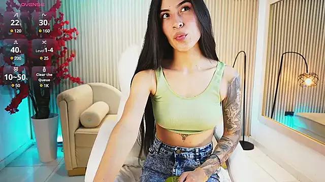 NicoleCrawft from StripChat is Freechat
