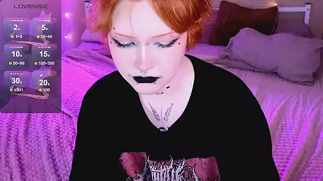 Try our streaming cams variety and talk on a personal level with our adorable girls streamers, showing off their bountiful shapes and dildos.