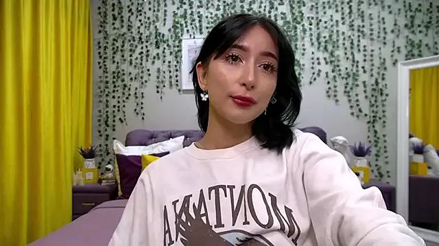 NicoleKellym from StripChat is Freechat