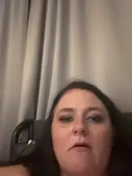 Nicolelux33 from StripChat