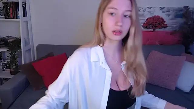 NicolePax from StripChat