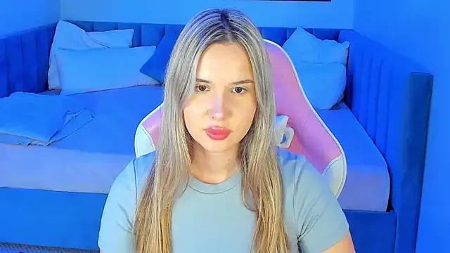 Try our streaming cams variety and talk on a personal level with our adorable girls streamers, showing off their bountiful shapes and dildos.