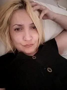 Nicolle_Amor from StripChat is Freechat