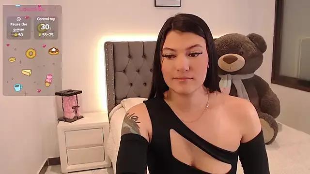Try our streaming cams variety and talk on a personal level with our adorable girls streamers, showing off their bountiful shapes and dildos.