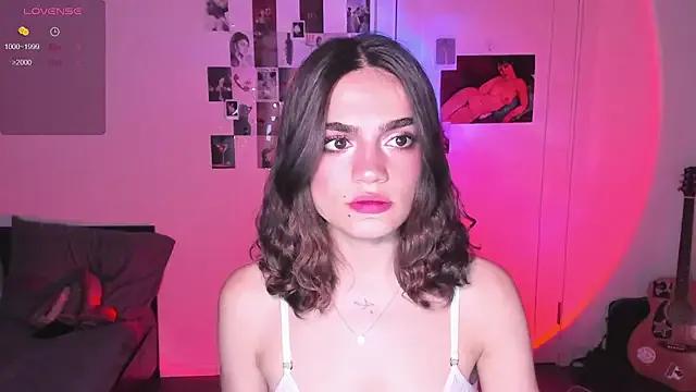 nightfloatt from StripChat is Freechat