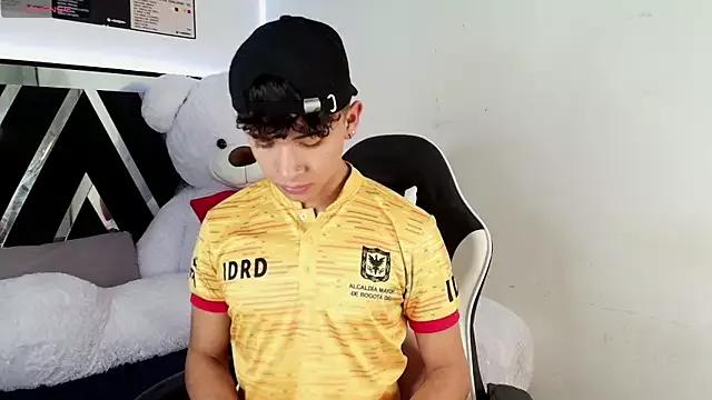 Niico_Cruz from StripChat