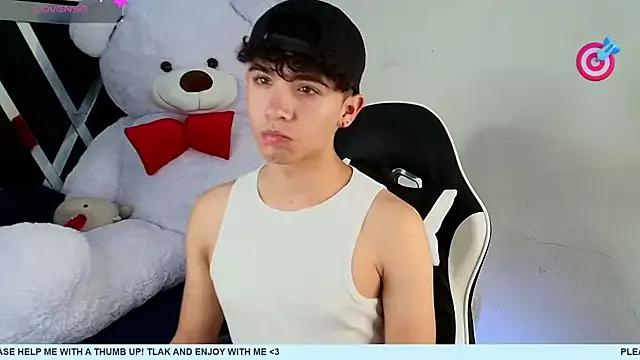 Niico_Cruz from StripChat