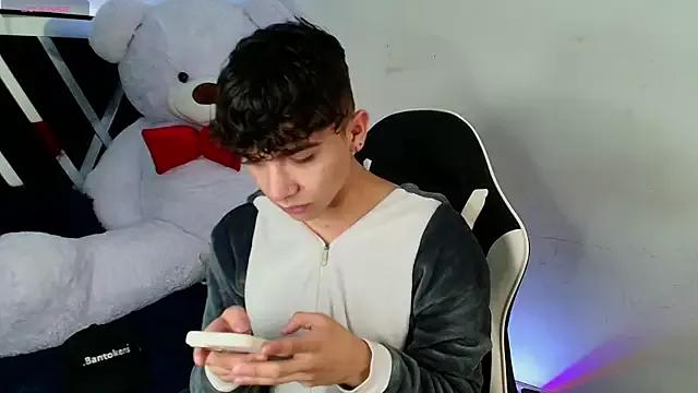 Niico_Cruz from StripChat