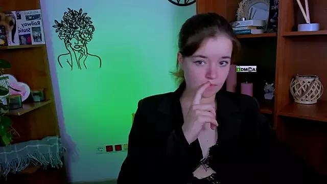 nika-still from StripChat is Freechat