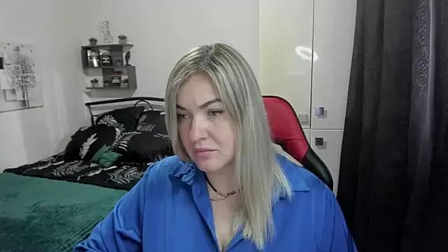 Try our streaming cams variety and talk on a personal level with our adorable girls streamers, showing off their bountiful shapes and dildos.