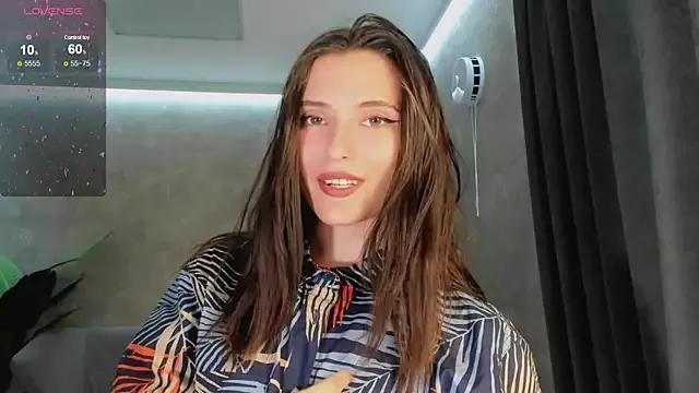 niki_cutes from StripChat
