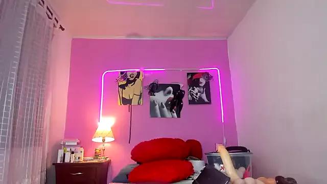 Niki_Fox111 from StripChat