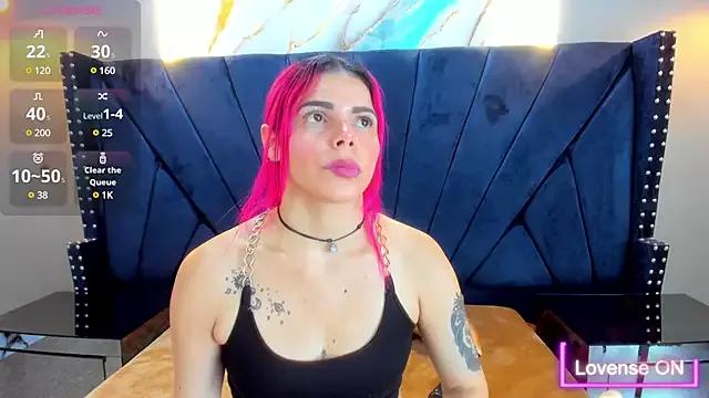 Try our streaming cams variety and talk on a personal level with our adorable girls streamers, showing off their bountiful shapes and dildos.