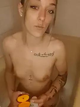 Nikiita343 from StripChat