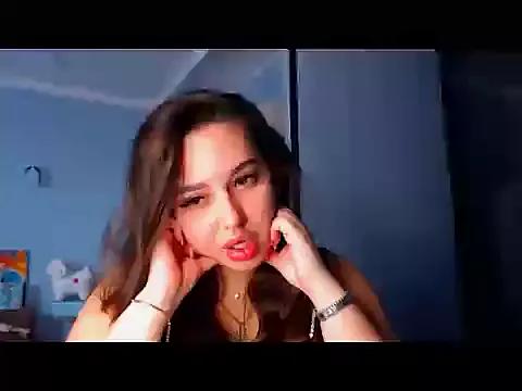NikiWhite from StripChat is Freechat