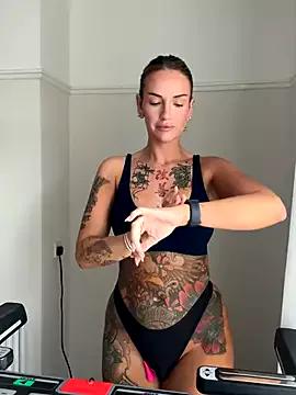 Nikki__Foxx from StripChat