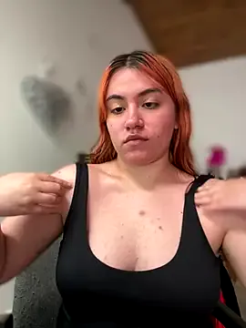 Nikki_Nyx on StripChat 